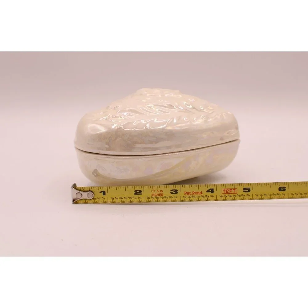 Opalescent Iridescent Ceramic Heart Trinket Box Embossed Rose Lid Vintage 1983